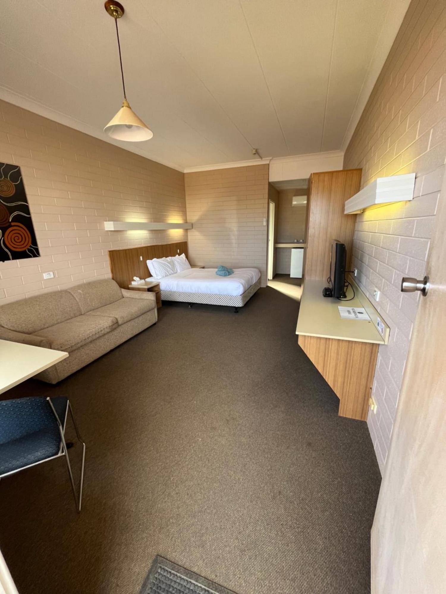 Opal Inn Hotel, Motel, Caravan Park Coober Pedy Kültér fotó
